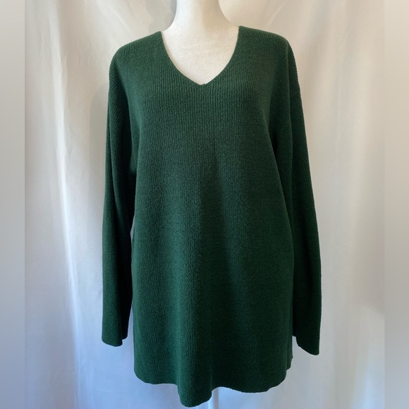 Au Coton Sweaters - Women's Dark Green V-Neck Longer Length Sweater Tunic MD Cozycore Cottagecore